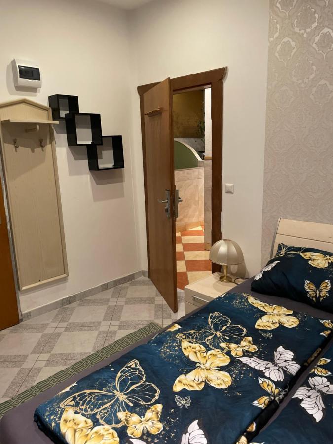 Viktoria Hostel Vienna Exterior photo